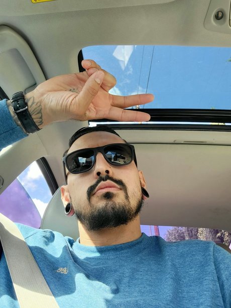 Daniel Espinosa porn star picture