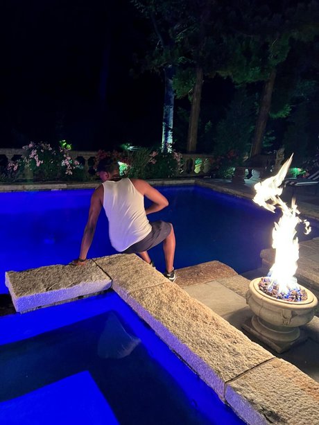 NEV s Premium pretty star picture