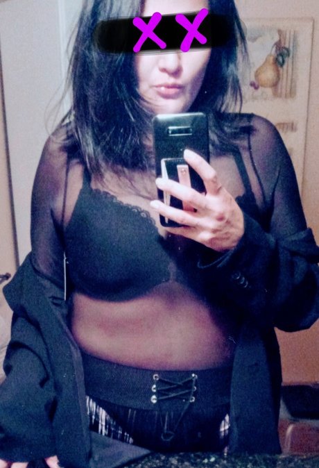 NewLimitsNeesh beautiful pornstar image