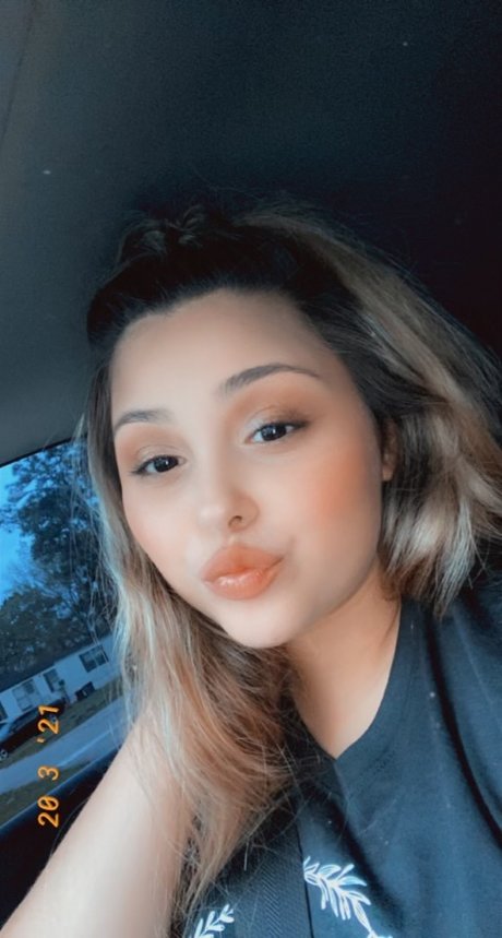 AngelBby7 nudes model archive