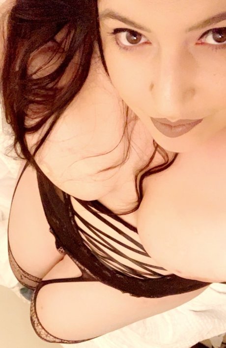 Kinky Carmen_ naked star pictures