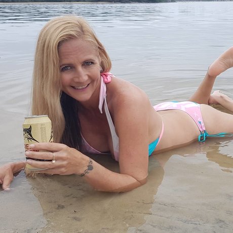 Australian Babe hot pornstar galleries