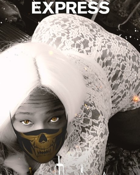 NikkiHard nice actress gallery