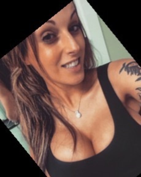 Nikki Disalvo hot actress images