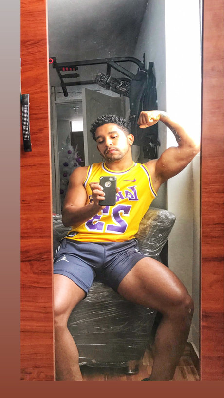 Yeisser Sanchez pretty pornstar photos