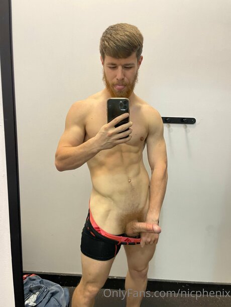 Nic Phenix star naked pic