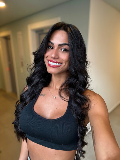 Nicolle La s pornstar free photos