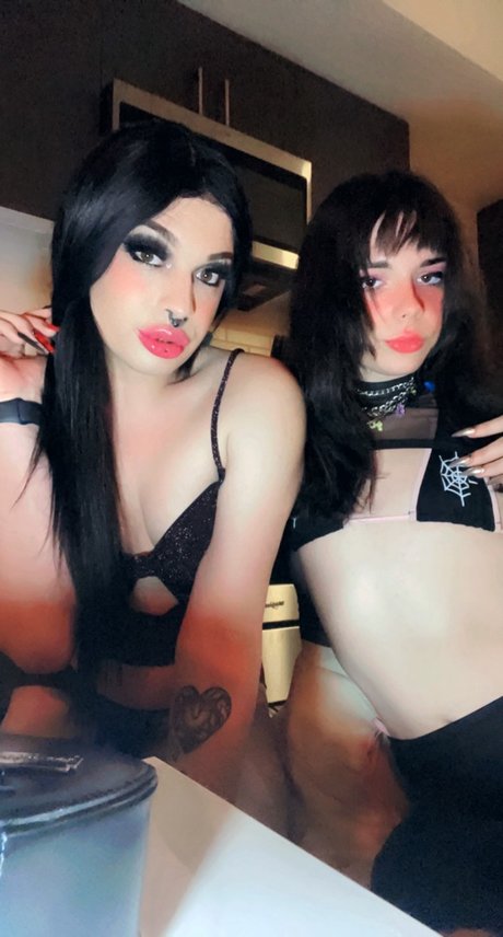 Vylette amp amp Squish sexy actress photos