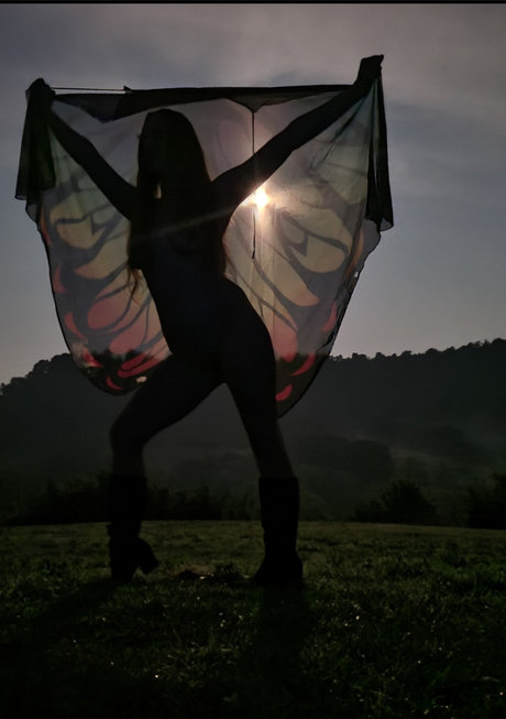 Althee Rose top model image