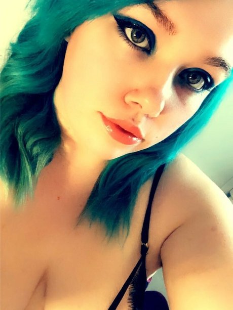 Alyxx Summers pornstar nudes photo