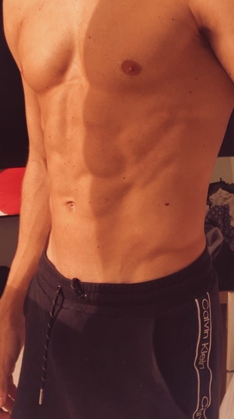 AltPlayboy model art pics