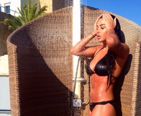 Aisha Paige model hd images