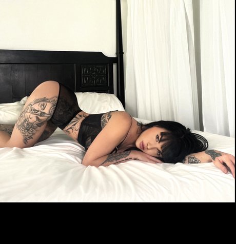 _Aimztruly pornstar hot picture