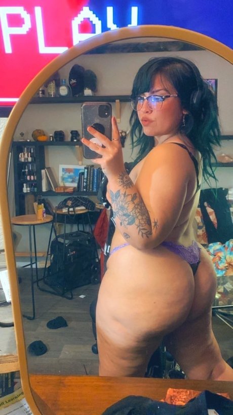 _Heximonia Alexandra Von_ erotic star archive