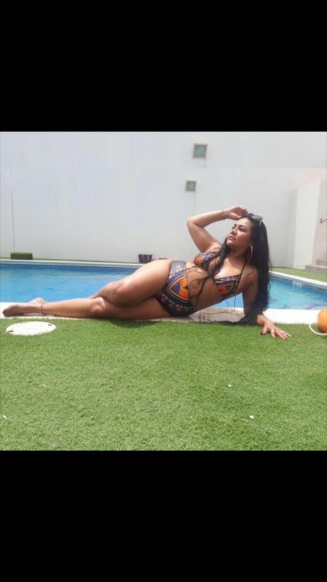 Nisa k Charma model hd image