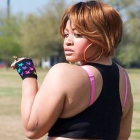 NINADOLL naked actress pic