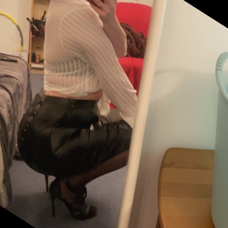 _Nina Bridges_ art actress pics