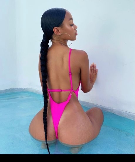 Ninalove star photos