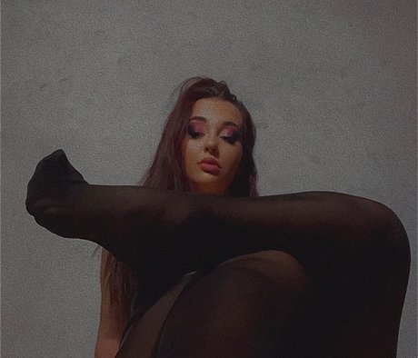 Nikykikka sex star pic