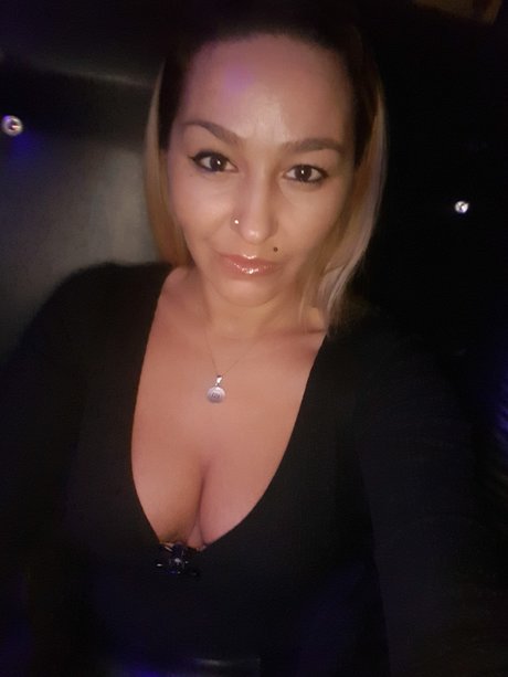 Nikol86 perfect pornstar img