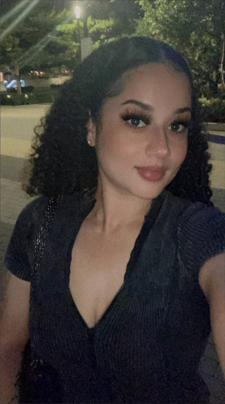 HoneyB_ perfect pornstar img