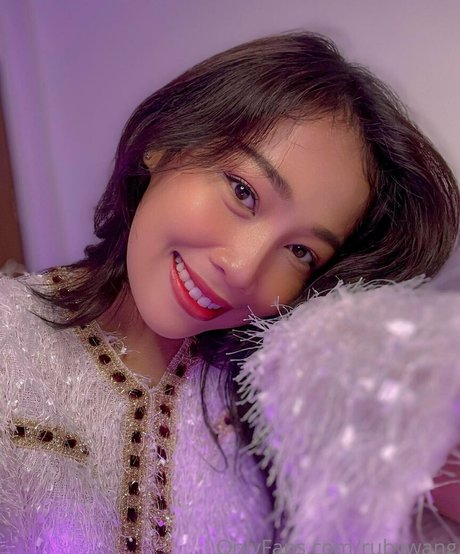 rubywang beautiful actress pics