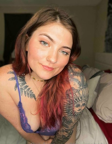 thevirgobabyx erotic actress img