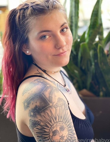 thick thighs onlyfans sexy nudes pic