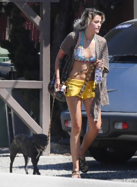 Paris Jackson star art img