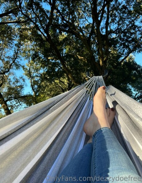 dezzydoefree pornstar sex pics