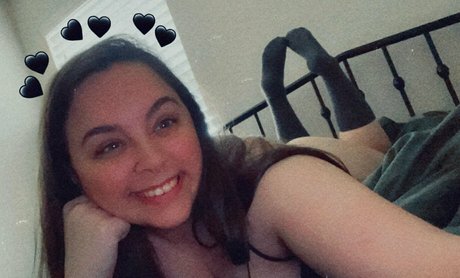 dezzydoefree model best picture