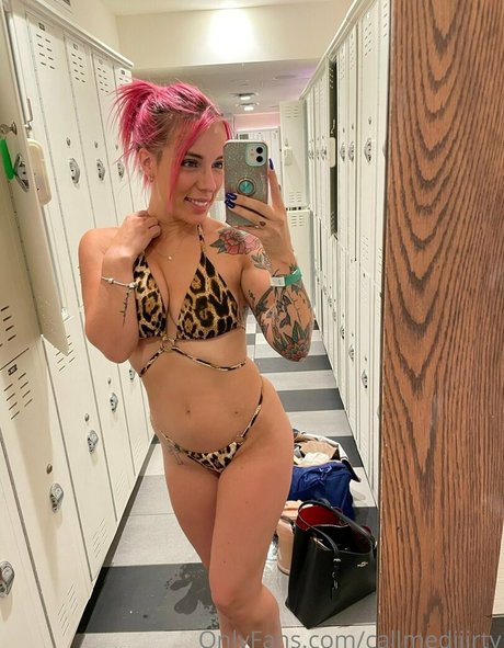 layrose1 hot model pics