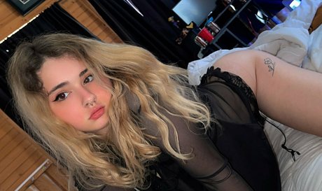 elizabxthleefree model adult pics