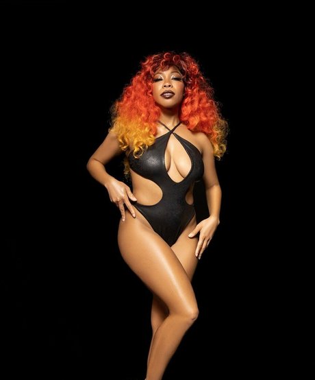 Kiera Please porn star img