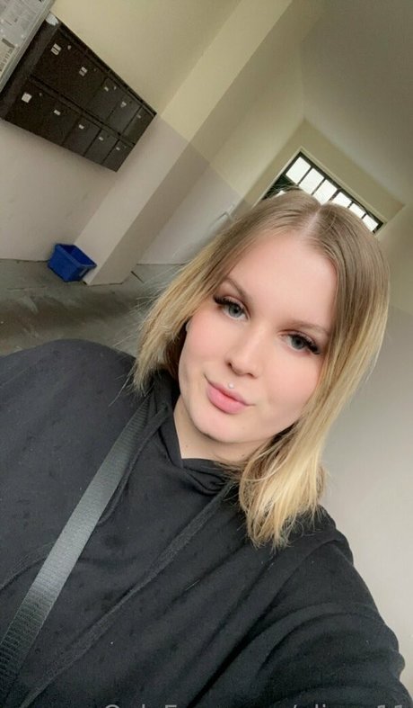 alicee11 porn star picture