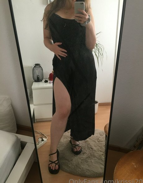 krissii20 erotic star picture