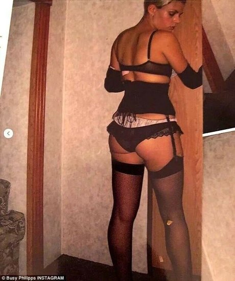 Busy Phillips art model photo