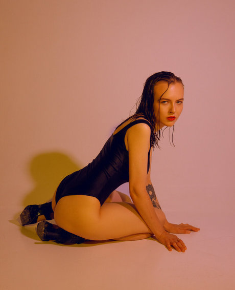 sisuuz hd model picture