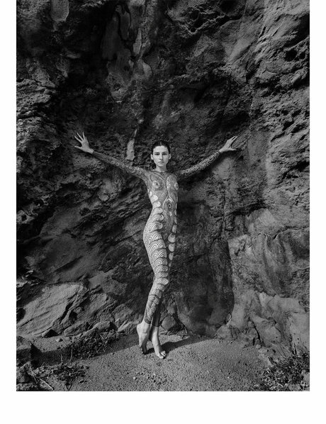 Noemie Doragon best model pic