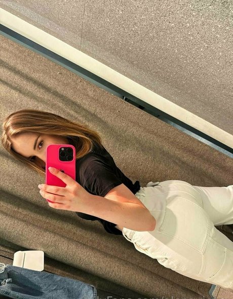 alenavipfox model porn picture