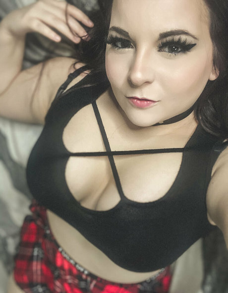 sierranyx erotic actress archive