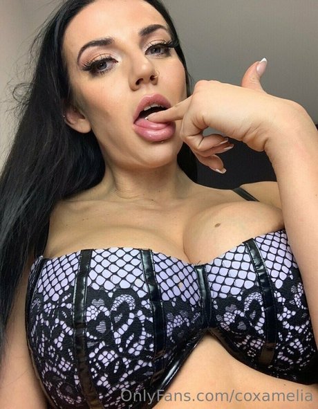 coxamelia sex star photos