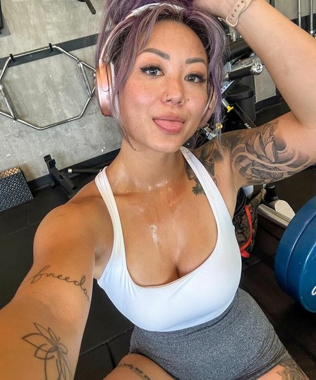 Cynthia Leu model art pictures