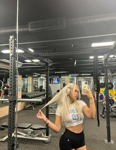 Demisux star top pic