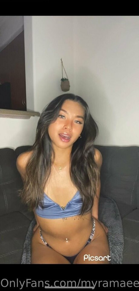 nikkicreams2 star hot pics