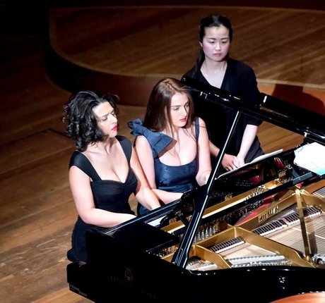 Khatia Buniatishvili model adult images