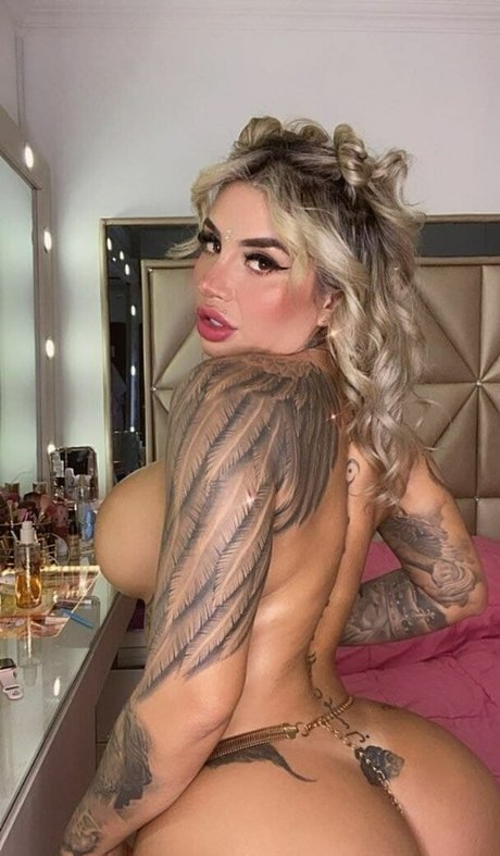 Lis Valderrama top star archive