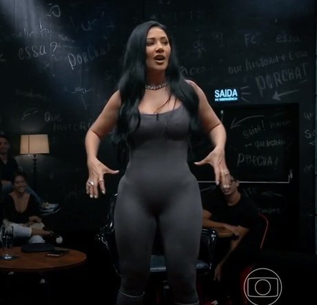 Simone E Simaria star free pics