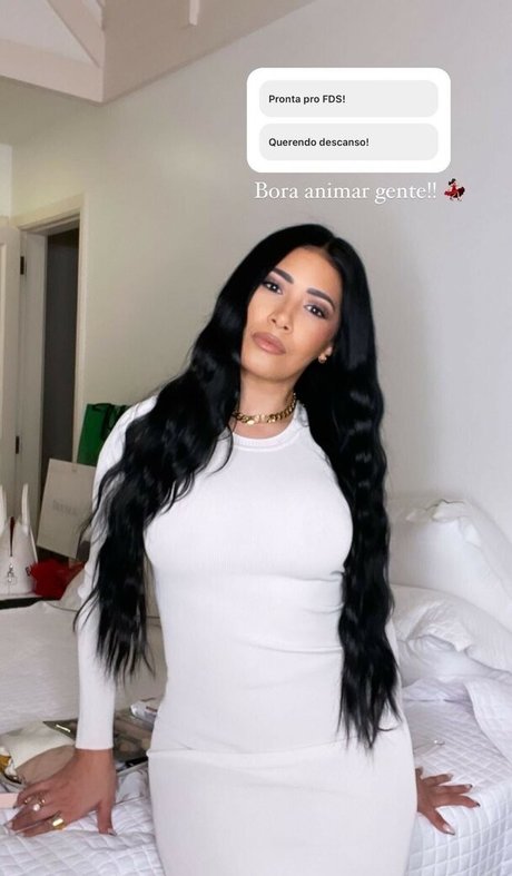 Simone E Simaria pornstar free photo