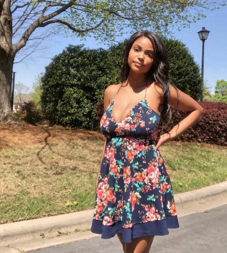 Sophia Cardinez pornstar exclusive images